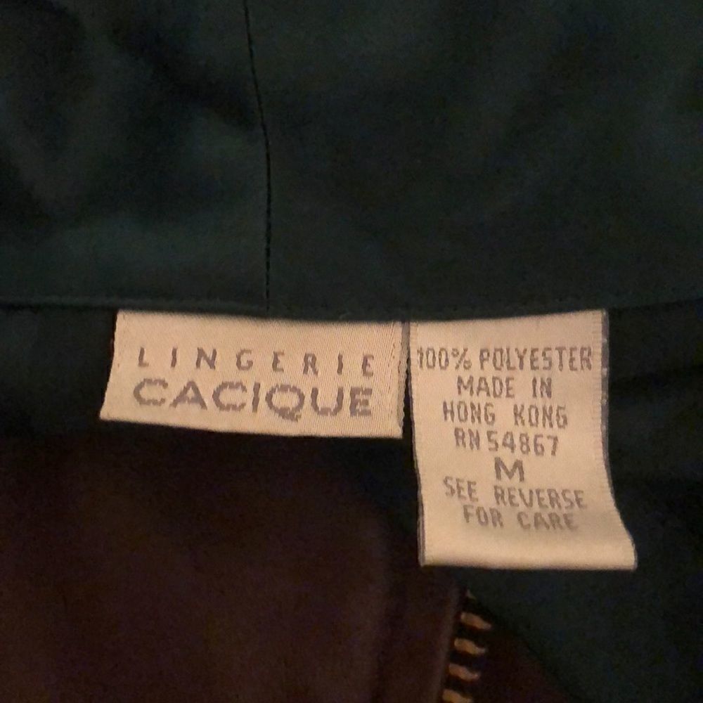 Cacique Lingerie Set - Picture 4 of 4